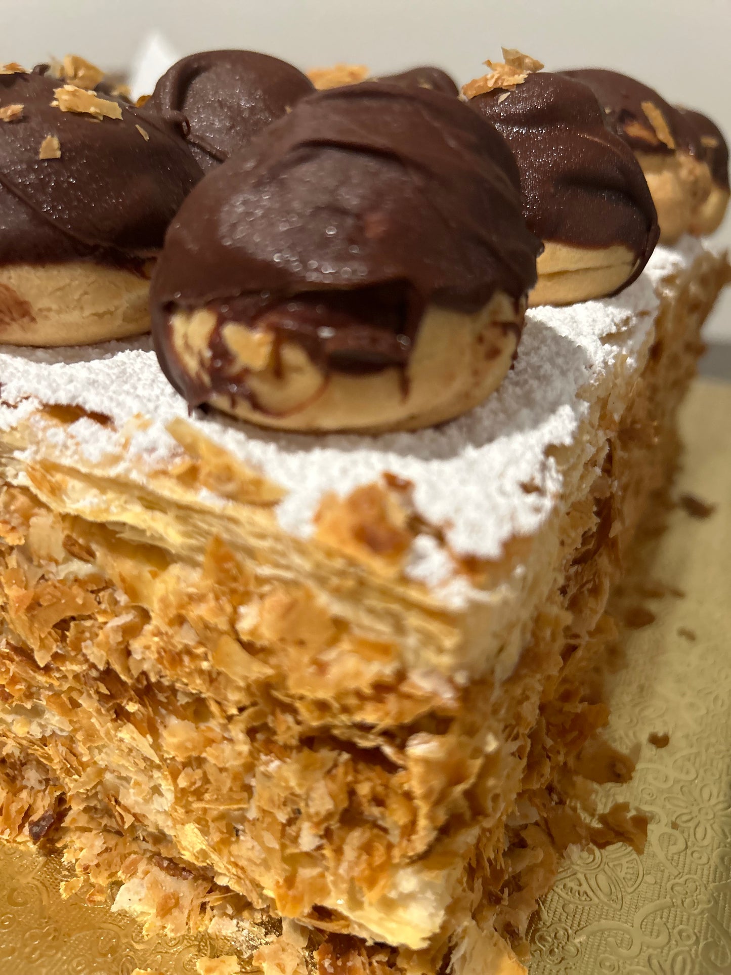 Médium milhoja cake