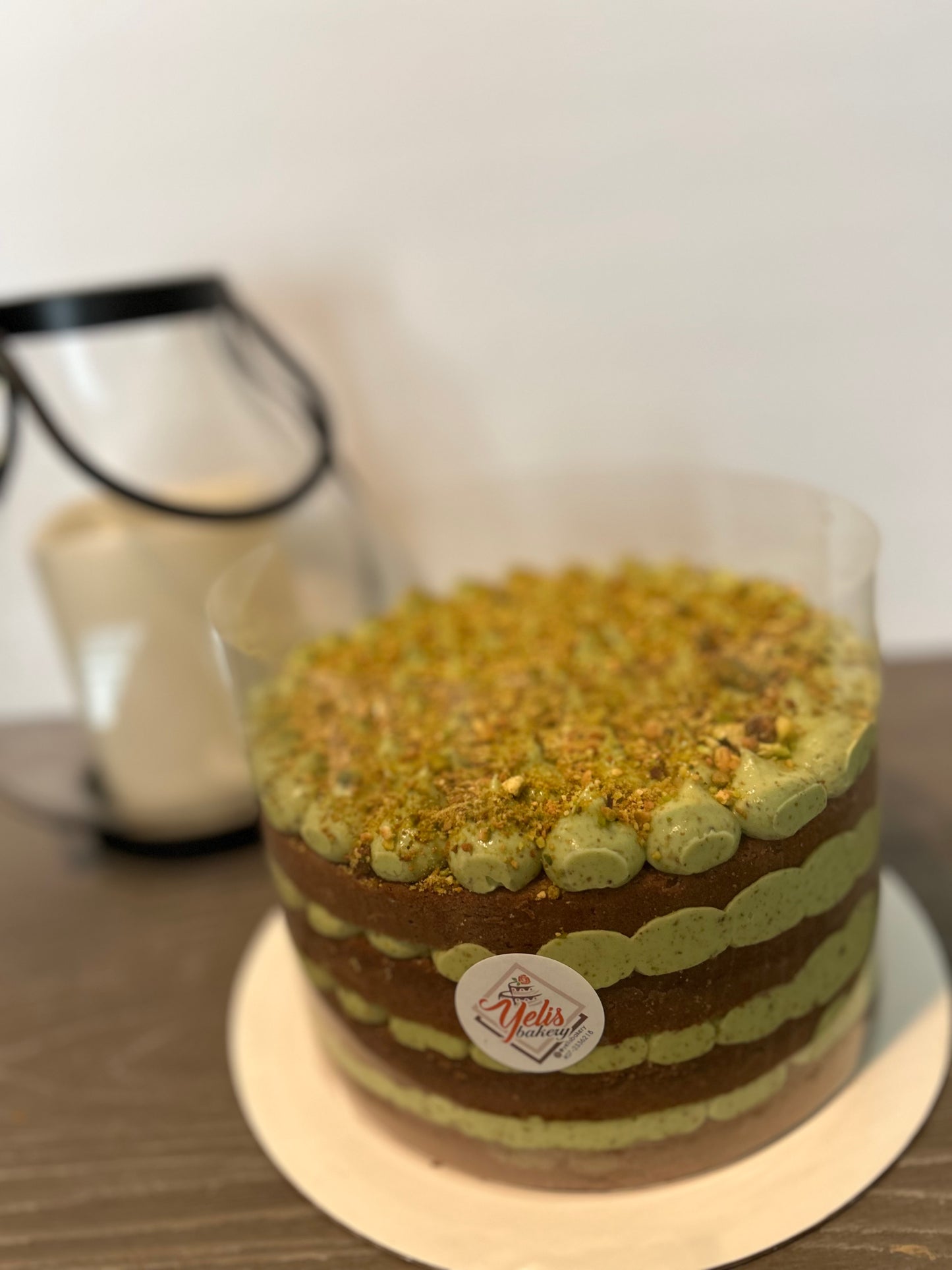 Pistachio cake