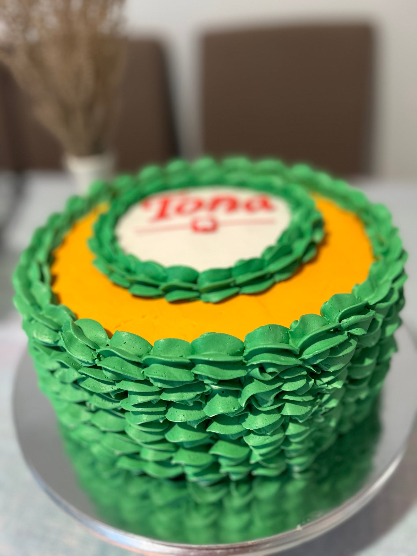 Tona cake