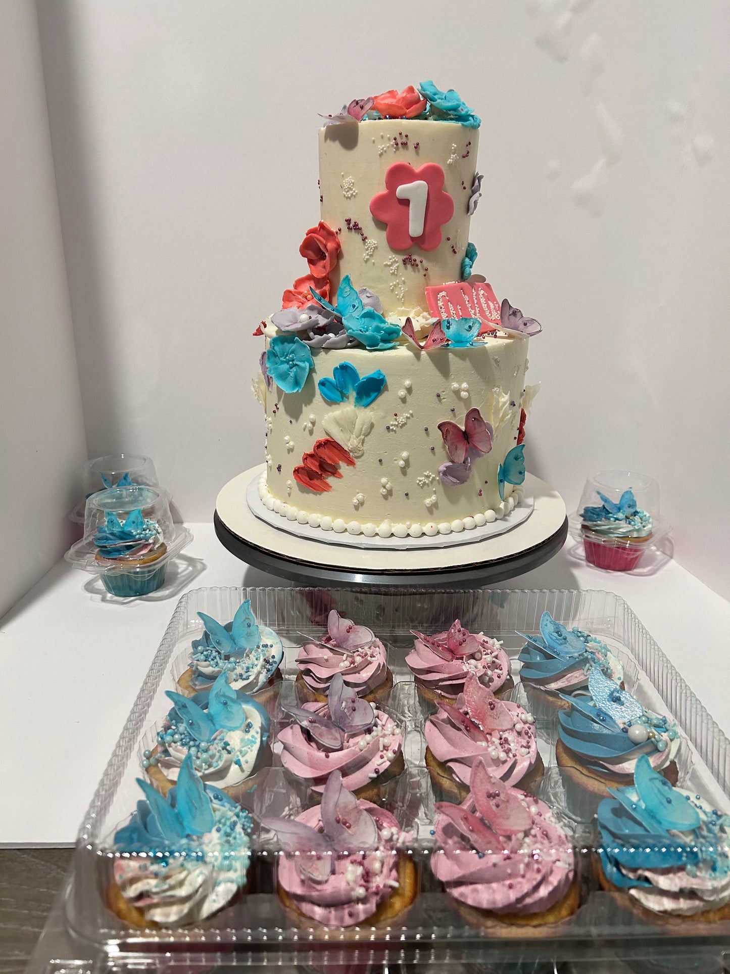 Flutter fly cake