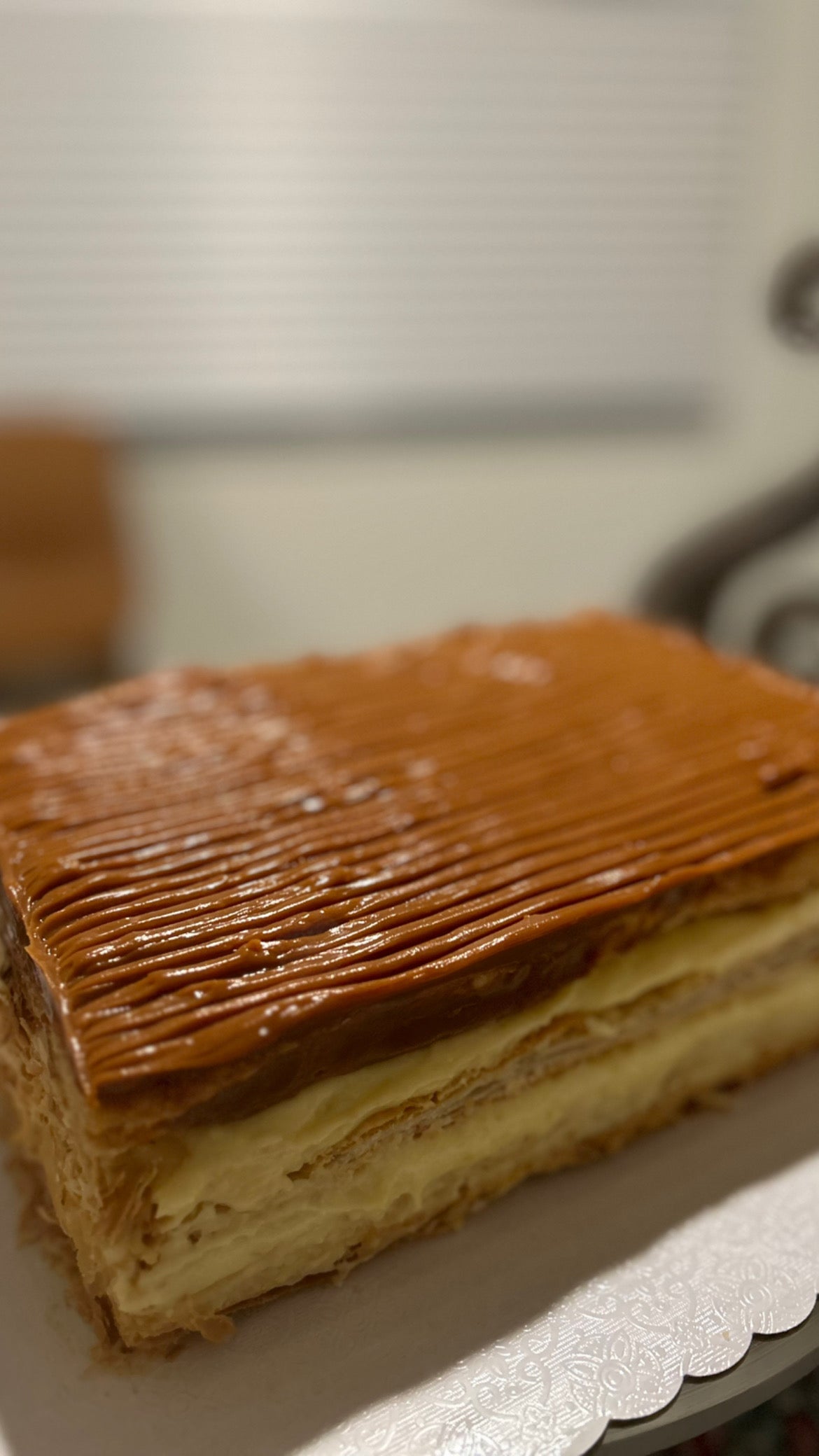 Dulce de leche milhoja cake