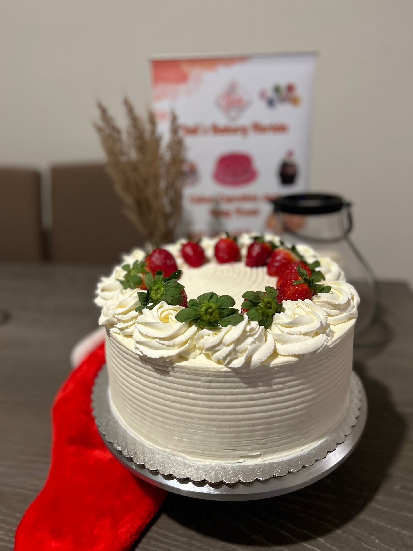 Strawberries cake