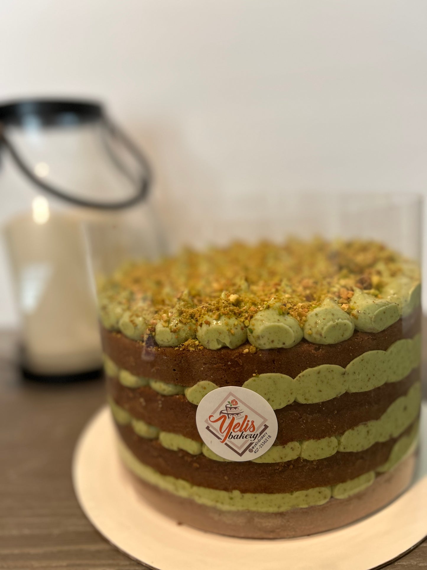 Pistachio cake