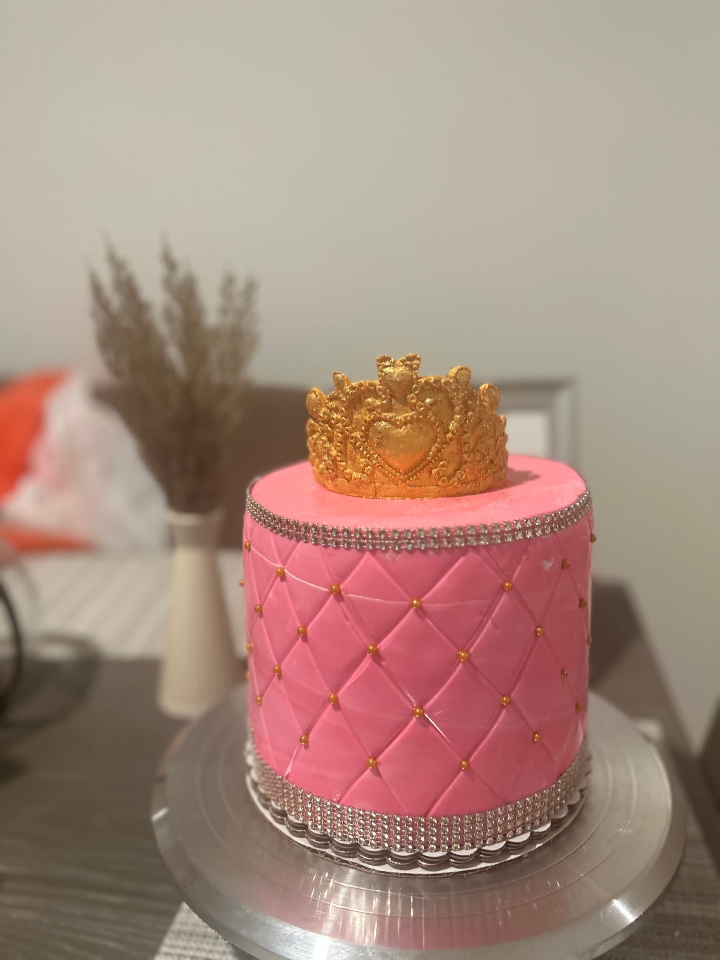 Queen Cake